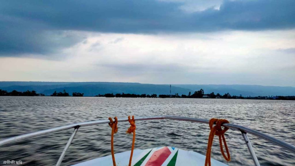 টাঙ্গুয়ার হাওর ভ্রমন তথ্য